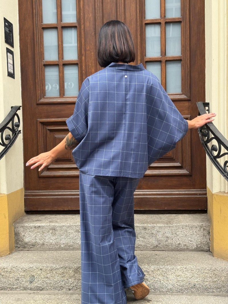 Miniatura produktu Asymetryczna niebieska Bluza wełniana o kroju kimono Butterfly Windowpane