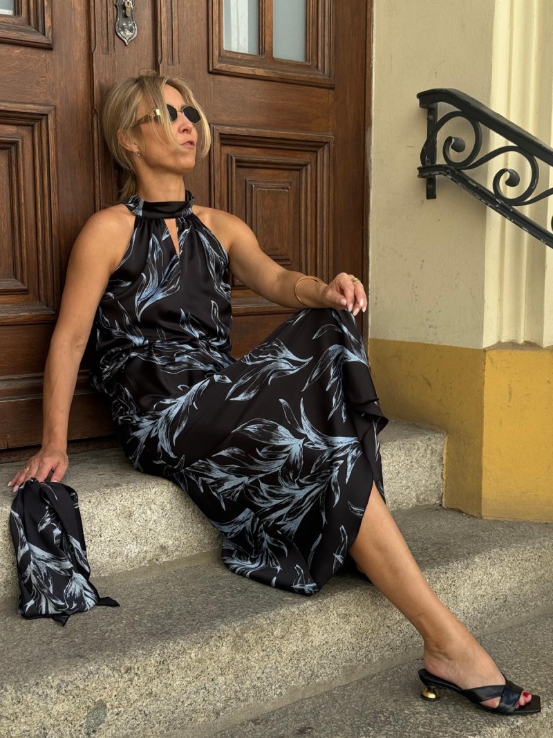 Miniatura produktu Bluzka ze stójką i pęknięciem w szaro-niebieski wzór Cami Botanic