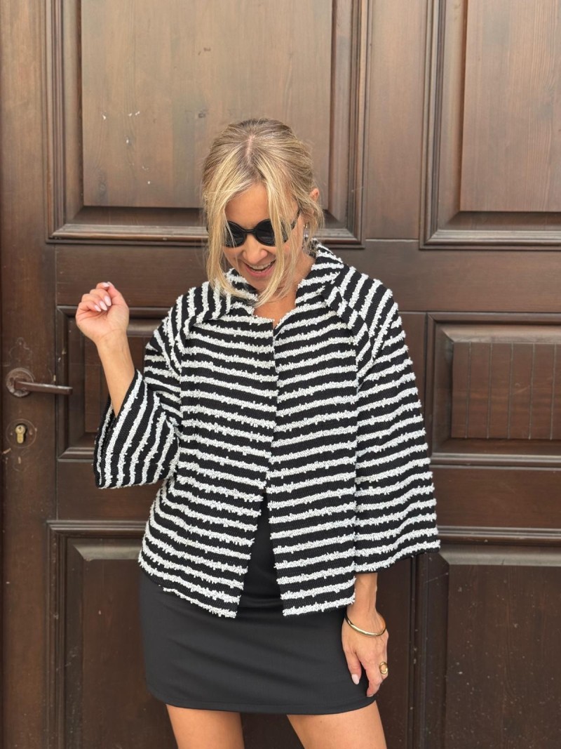 Miniatura produktu Bawełniane Wdzianko pudełkowe w czarno-biały wzór Iren Black&White