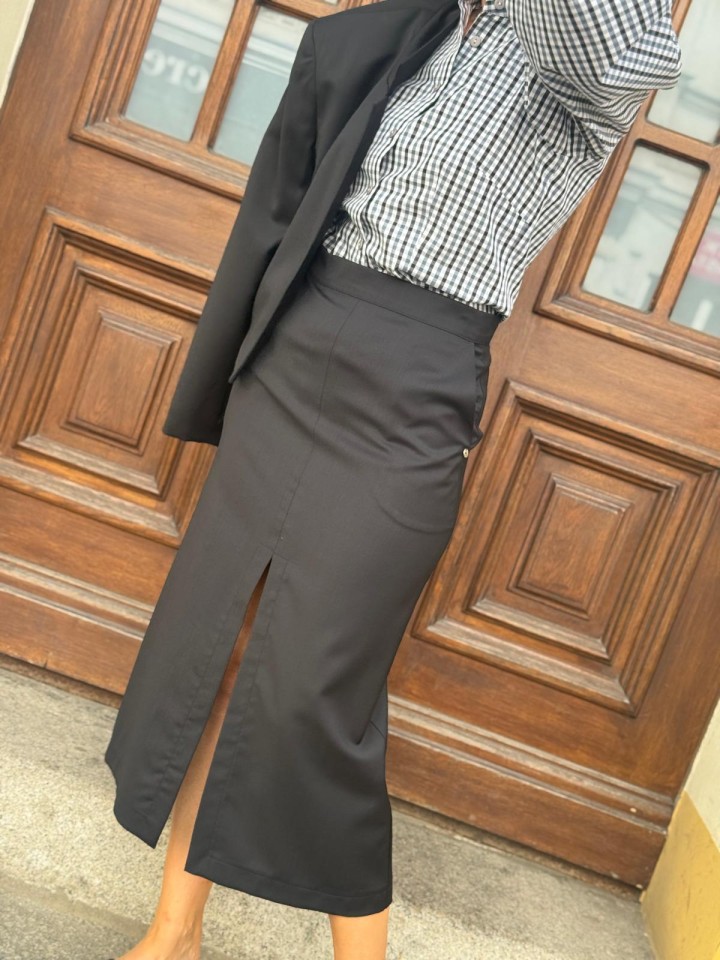 Miniatura produktu Ołówkowa Spódnica Christy Wool&Black