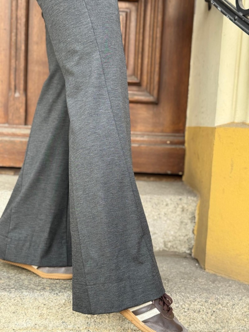 Miniatura produktu Szare Spodnie typu flare z kieszeniami i szeroką nogawką Flare Grey