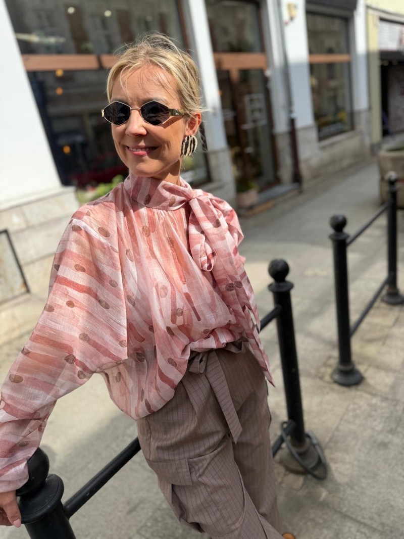 Miniatura produktu Różowa Bluzka o kroju kimono z wiązaniem na stójce Felicidad Pure