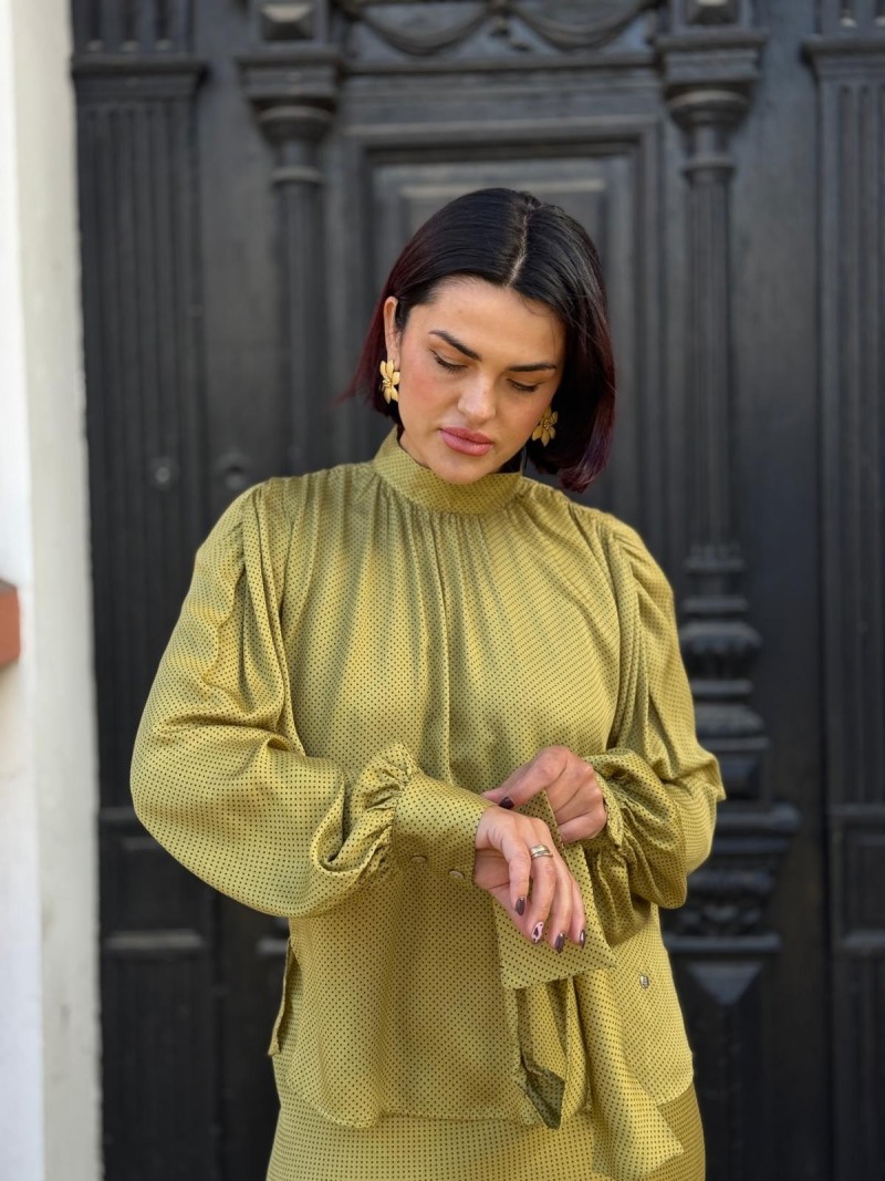 Miniatura produktu Wiskozowa Bluzka ze stójką z wiązaniem w kolorze musztardowym Layla Dijon