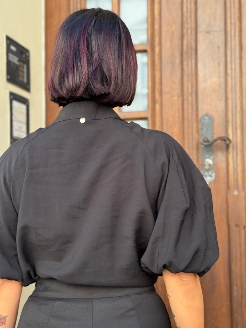 Miniatura produktu Wiskozowa Koszula ze stójką z bufiastymi rękawami w kolorze czarnym Ornella Black