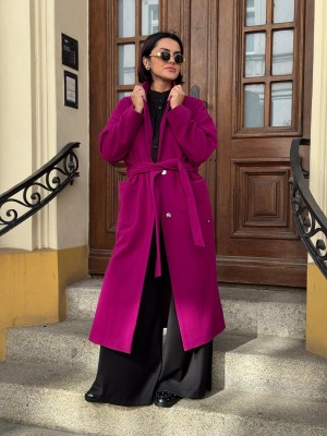 Długi Wełniany Płaszcz fuksjowy z kołnierzem i i paskiem w talii York Wool&Purple