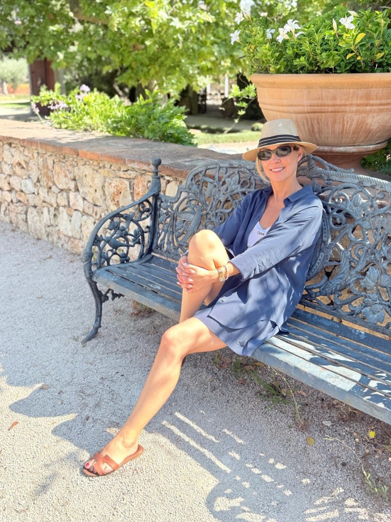 Miniatura produktu Granatowa koszula Damska z modalu z kołnierzykiem zapinana na guziki Victor Navy