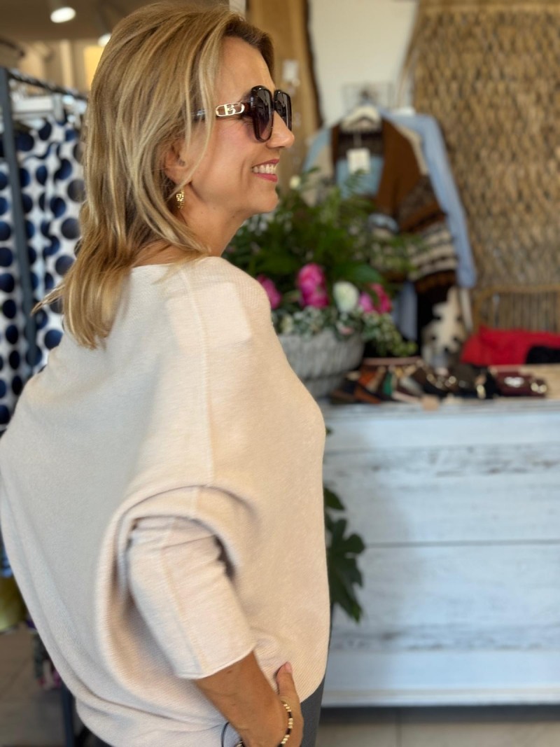 Miniatura produktu Asymetryczny damski Sweter Oversize z dekoltem w łódkę Olimpia Light Beige