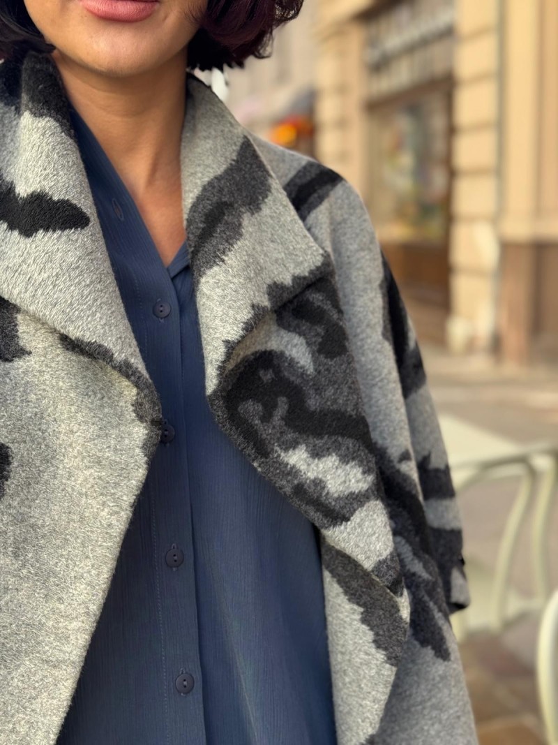 Miniatura produktu Szare Wdzianko Oversize z przedłużanym tyłem i rękawem 3/4 Novi Grey