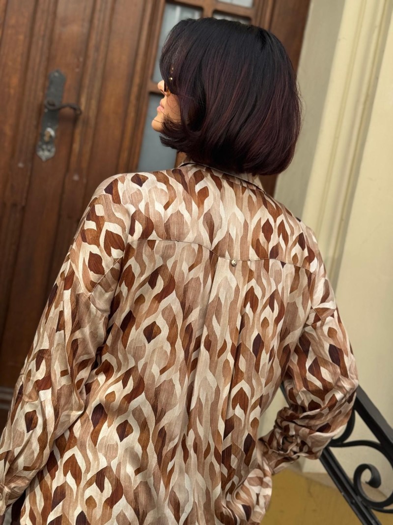 Miniatura produktu Wiskozowa Koszula w beżowo-brązowy geometryczny wzór Milan