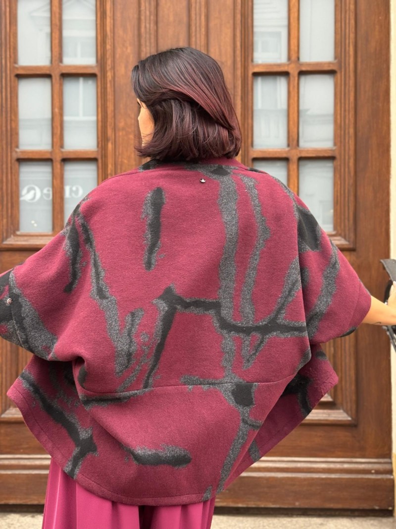 Miniatura produktu Bordowe Wdzianko Oversize w czarne paski i rękawem 3/4 Novi Bordo