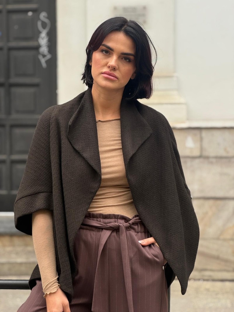 Miniatura produktu Brązowe Wełniane Wdzianko oversize z przedłużanym tyłem Novi Brown&Wool