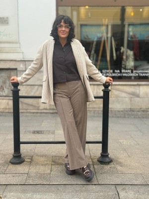 Spodnie culoty z szeroką nogawką w kolorze piaskowym Karol Wool&Sand