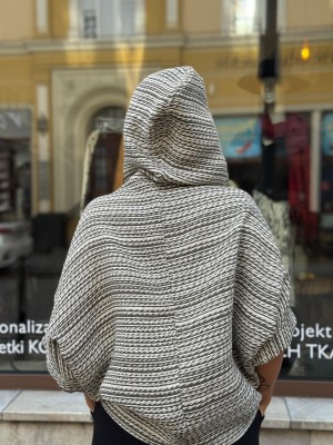 Bluza z kapturem z domieszką wełny jagnięcej i rękawami 3/4 Flow Wool&Stone