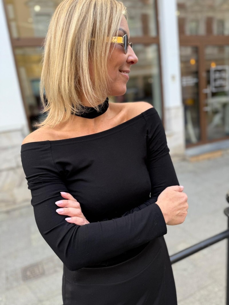 Miniatura produktu Czarna dopasowana Bluzka z wiskozy z wiązaniem Delfi Black