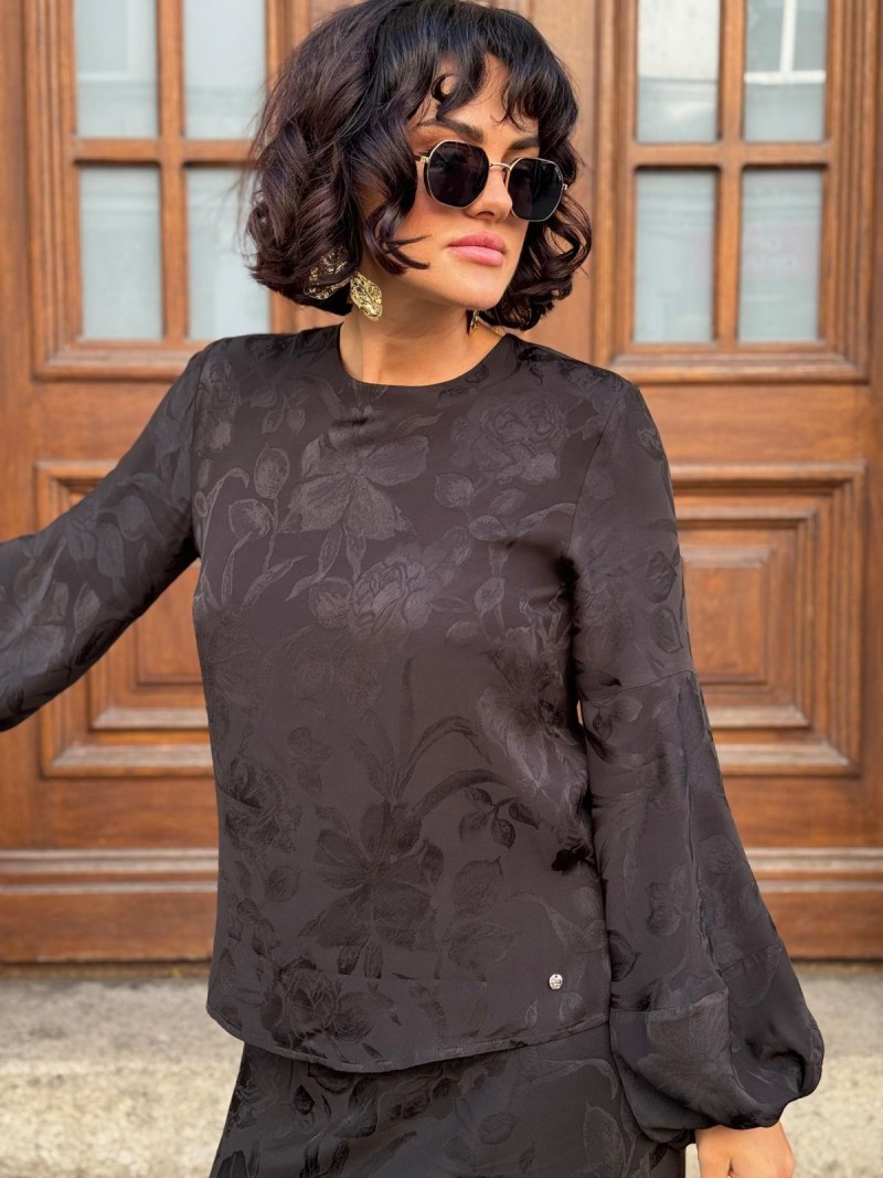 Miniatura produktu Brązowa Bluzka z bufkami i tłoczonym kwiatowym wzorem Hera Black&Flowers