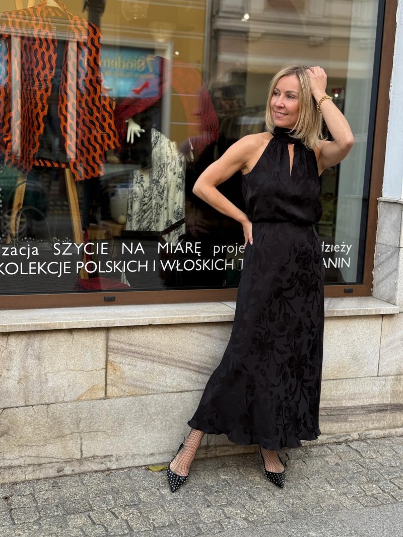 Miniatura produktu Czarna Wiskozowa Bluzka ze stójką i tłoczonym wzorem Cami Black&Flowers