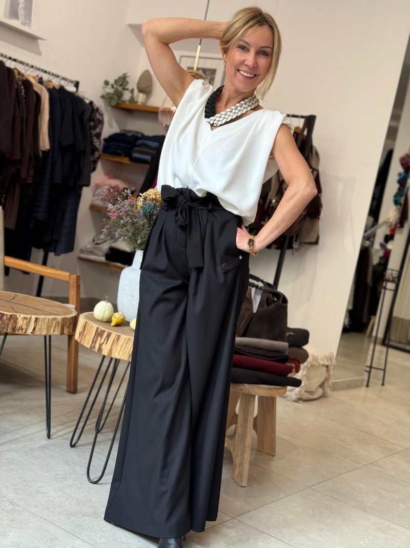 Miniatura produktu Dwustronna Biała Bluzka bez rękawów Blues White