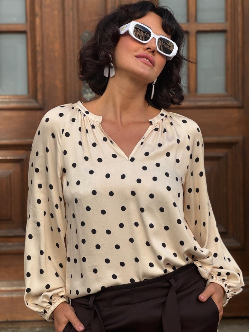 Miniatura produktu Jasna wiskozowa Bluzka w czarne grochy z bufiastymi rękawami Francesca Dots