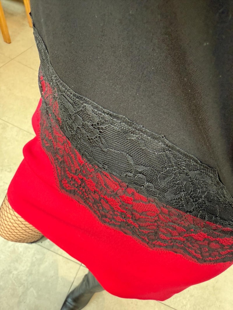 Miniatura produktu Wiskozowy T-shirt w kolorze czarnym z koronką Sailor Black&Koronka