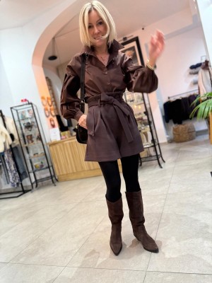 Brązowe Spodenki szorty damskie z wysokim stanem i paskiem w talii Paris Brown