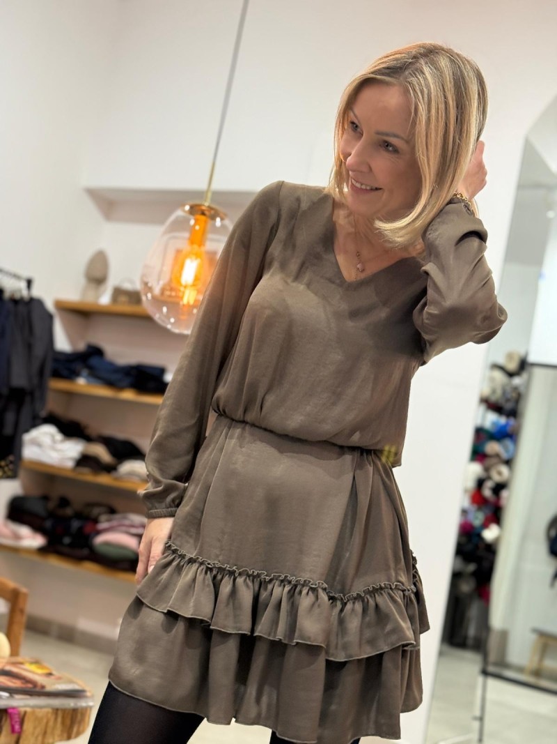 Miniatura produktu Brązowa Sukienka mini z falbanami i wiązaniem w talii Vivien Brown