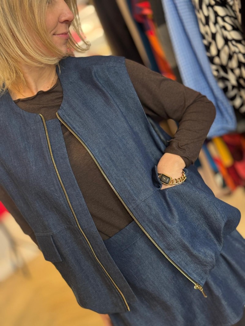 Miniatura produktu Kamizelka na zamek z kieszeniami w odcieniu ciemnego jeansu Gilet Jeans&Lyocell