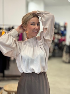 Kremowa Bluzka na długi rękaw z wiązaniem na stójce Layla Creme