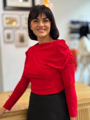 Czerwona Wiskozowa Bluzka z dekoltem w łódkę Julia Red