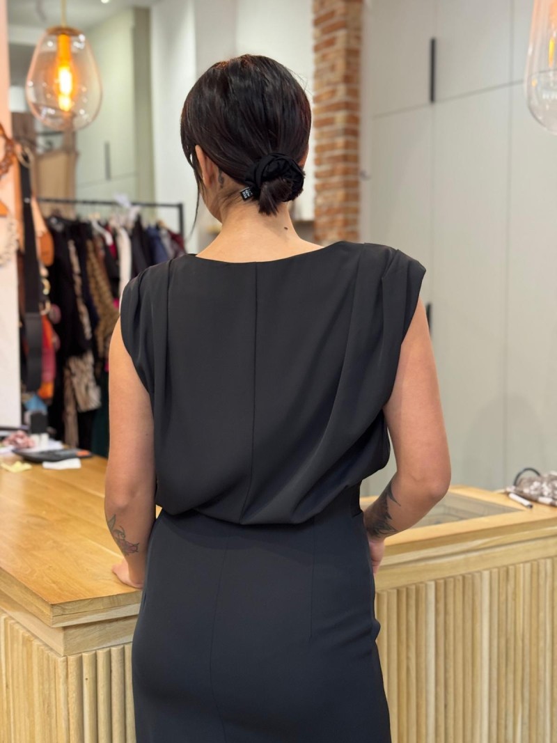 Miniatura produktu Czarna Sukienka midi z rozcięciem i dopasowanym dołem Vera Black