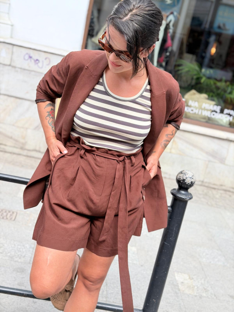 Miniatura produktu Lniane Brązowe Spodenki szorty damskie z wysokim stanem i paskiem w talii Paris Len&Brown