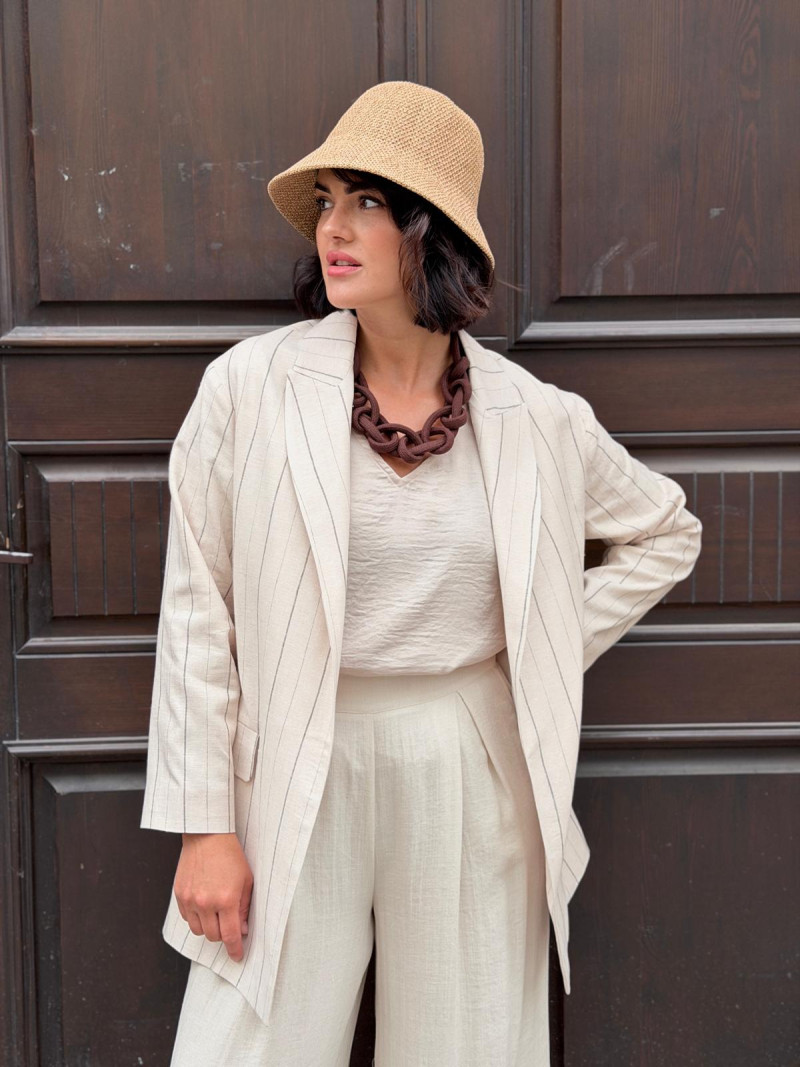 Miniatura produktu Jasny Żakiet oversize w prążek z lnem Cassie Beige&Lines