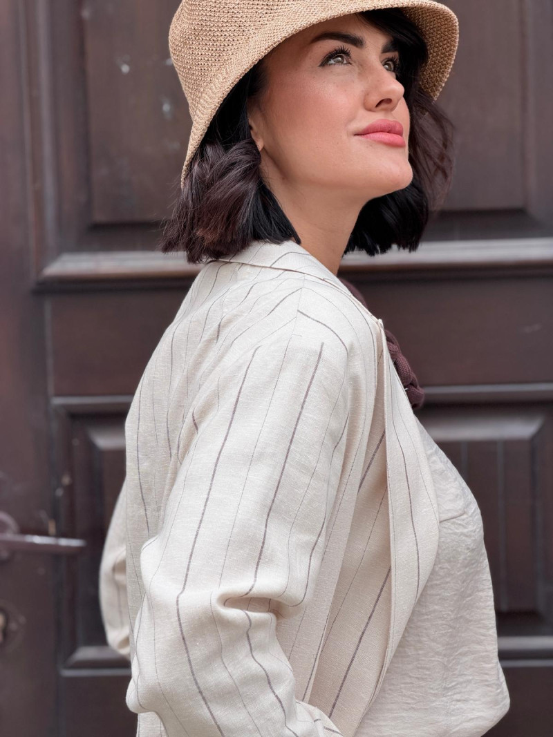 Miniatura produktu Jasny Żakiet oversize w prążek z lnem Cassie Beige&Lines