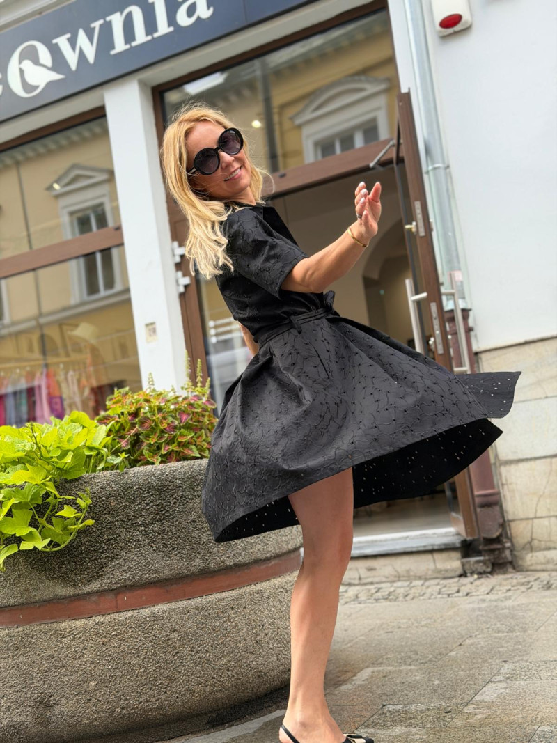 Miniatura produktu Sukienka Anastazia Short Black Flowers