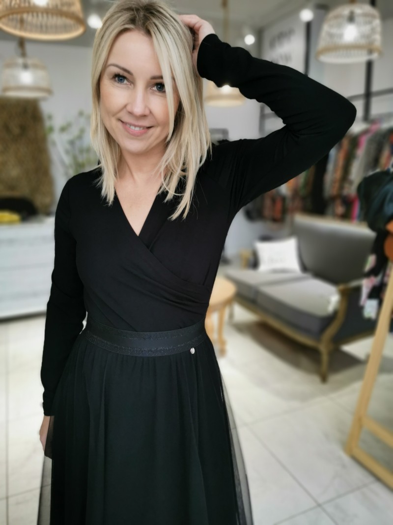 Miniatura produktu Czarna Wiskozowa Bluzka kopertowa na długi rękaw Joline Black