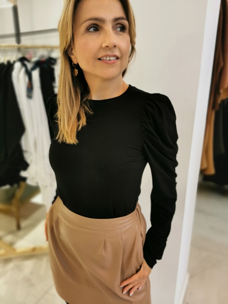 Miniatura produktu Czarna Wiskozowa Bluzka z długim bufiastym rękawem Bufki Black