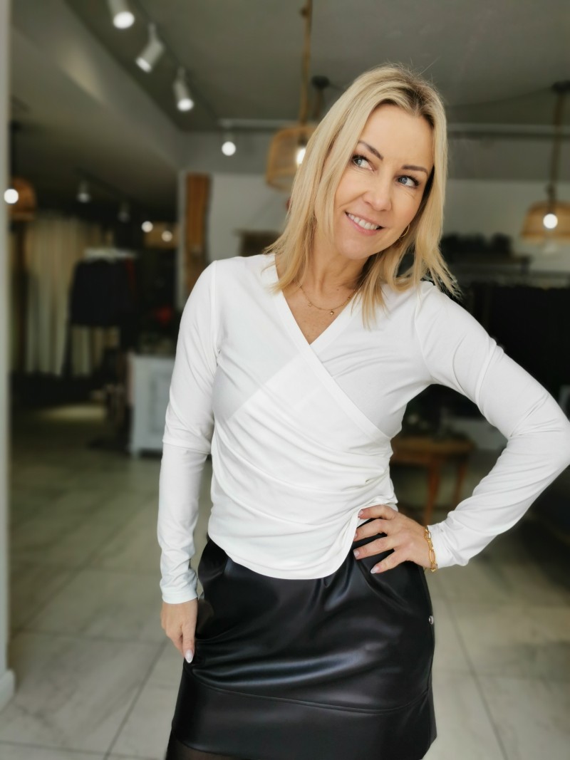 Miniatura produktu Kremowa Wiskozowa Bluzka kopertowa na długi rękaw Joline Ecru